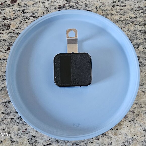 VERY RARE VINTAGE WEDGWOOD ENGLAND JASPERWARE BLUE WHITE ROUND WALL OFFICE CLOCK - Picture 10 of 15